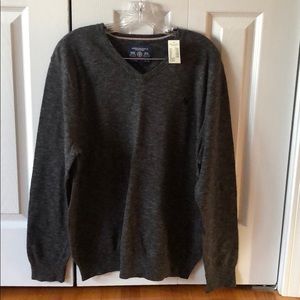 American Eagle Men’s Grey Sweater